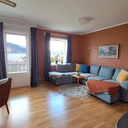 Villa Panorama By The Fjord - Stryn *