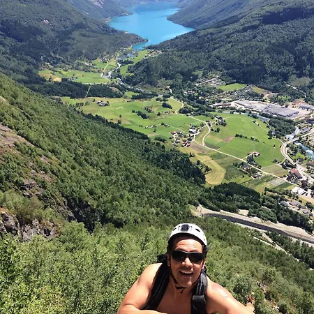 Panorama By The Fjord - Stryn Utvik